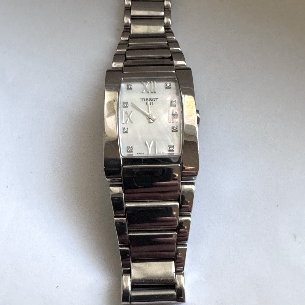 🌟HOST PICK🌟🕰💎 Rare Vintage Tissot Swiss Diamond & Pearl Women’s Watch 🕰️💎